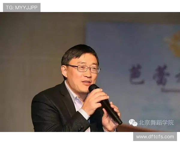 成都羽毛球队近期状态分析与表现评估及未来发展趋势探讨
